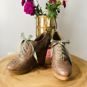 Leather Lace Up Wedge